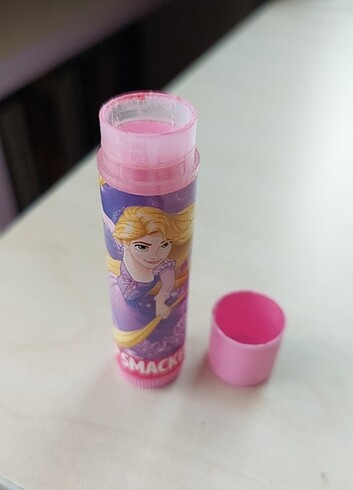 Walt Disney World Disney Prenses Rapunzel Lip Smacker Balm 