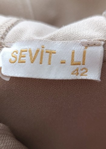 42 Beden ten rengi Renk bej kaşe kaban astarsız