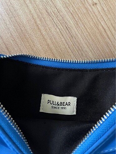  Beden Pull Bear Lacivert El Çantası