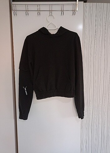 Kapişonlu sweatshirt