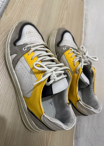 Sarı-Gri Bağcıklı Kadın Spor Ayakkabı - Görsel 3