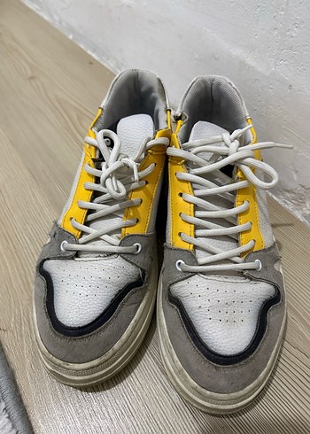 Sarı-Gri Bağcıklı Kadın Spor Ayakkabı - Görsel 2