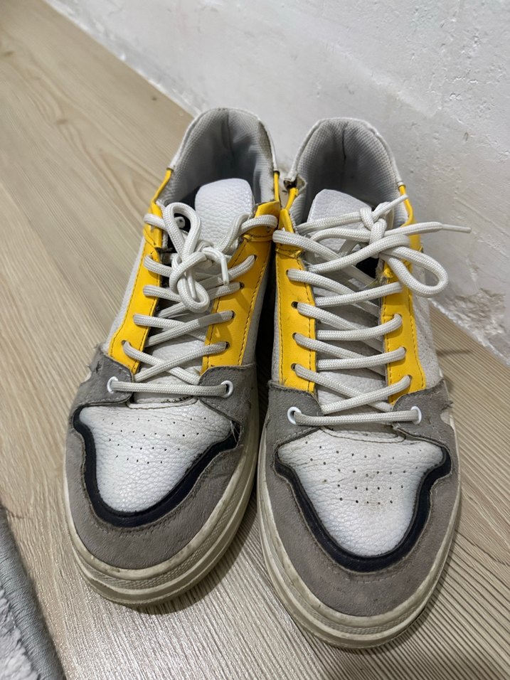 Sarı-Gri Bağcıklı Kadın Spor Ayakkabı - Görsel 2