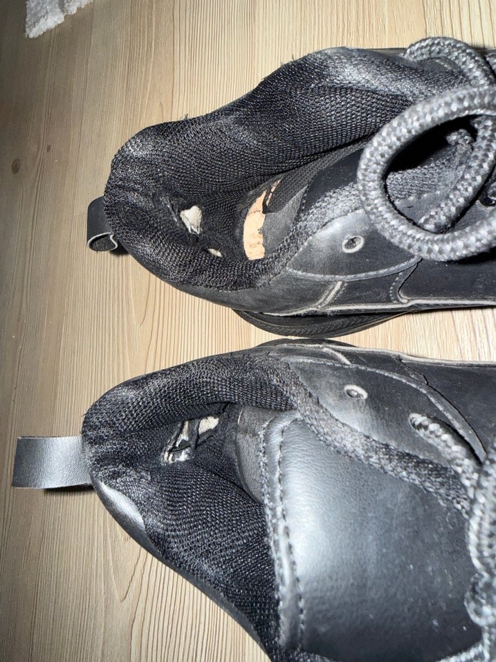 Siyah Bağcıklı Kadın Spor Ayakkabı - Görsel 4