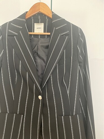 Çizgili siyah ceket - Görsel 3