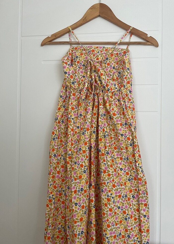 Çiçekli elbise - Görsel 4