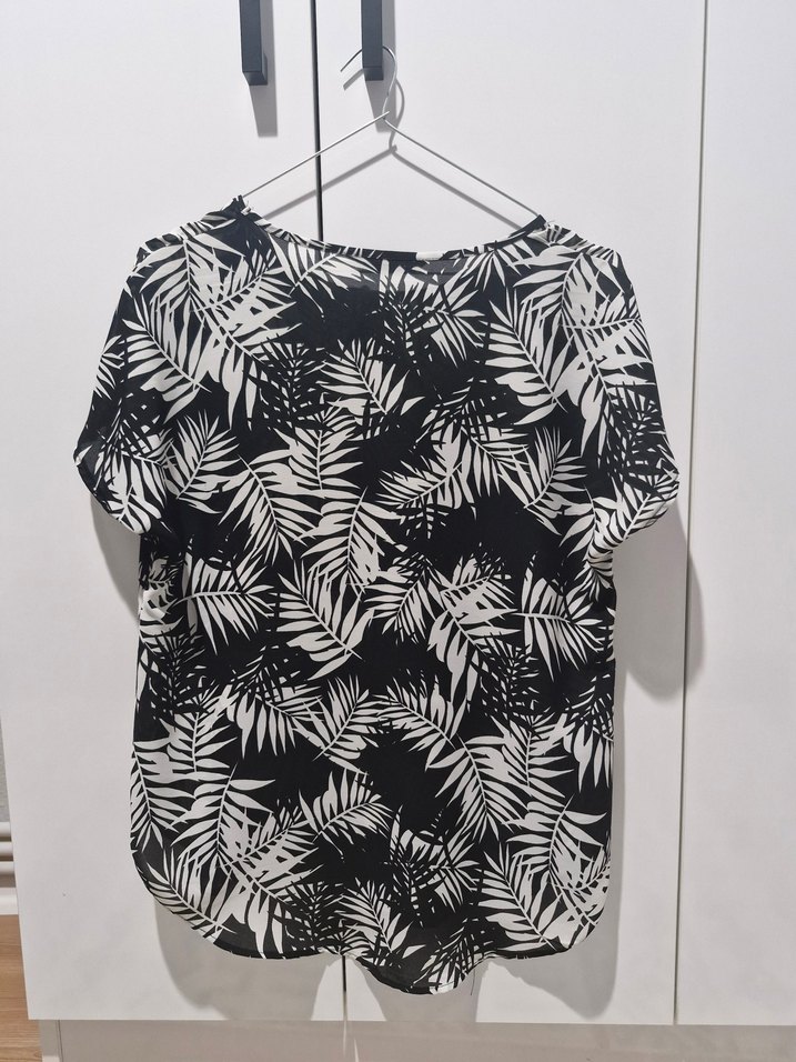 Defacto Yaprak Desenli Siyah Kadın Bluz - Görsel 2