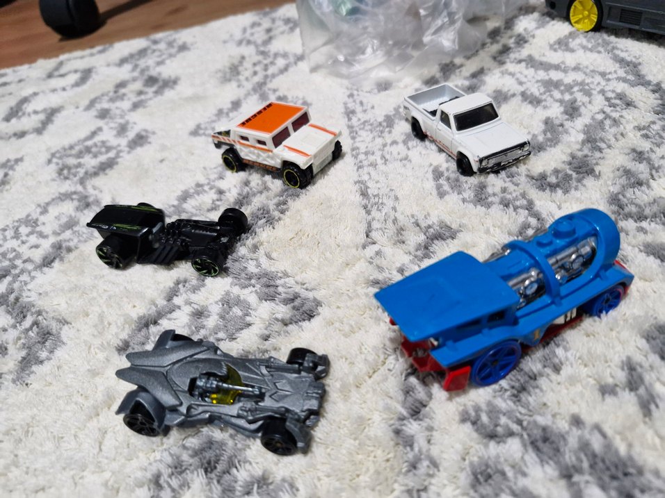 Hot Wheels Oyuncak Araba Seti - Görsel 2