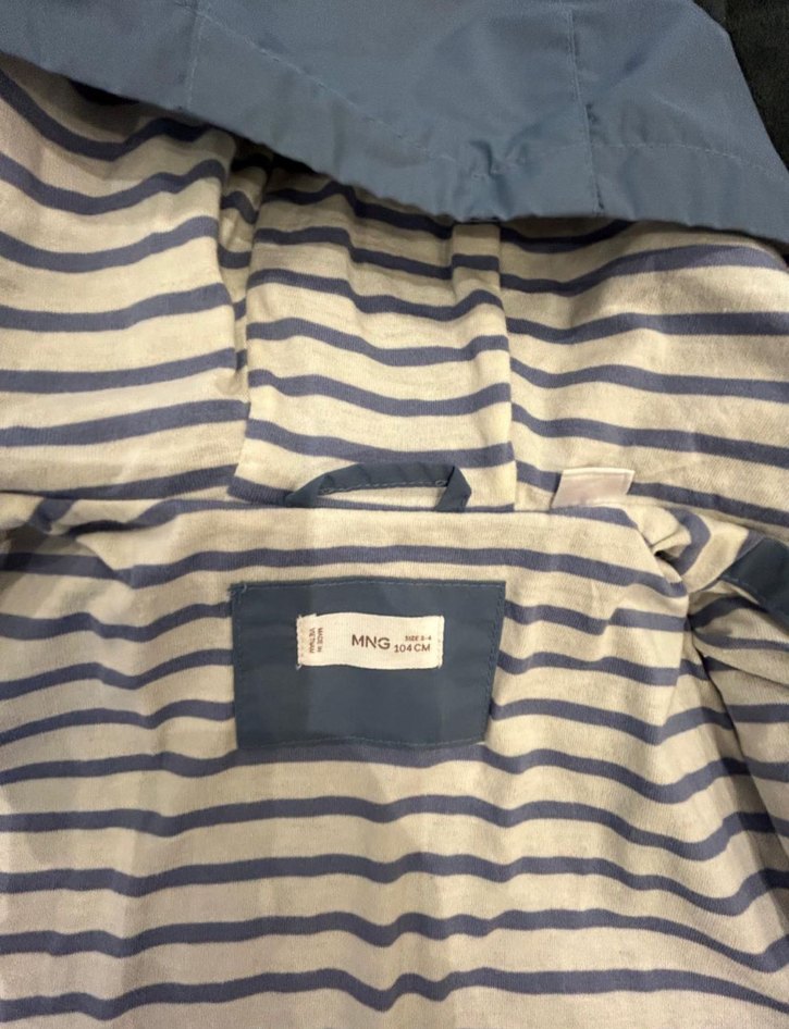 Mango Kapüşonlu Erkek Çocuk Yağmurluk - Görsel 4