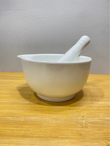 Beden Ultraform porselen havan 15cm.