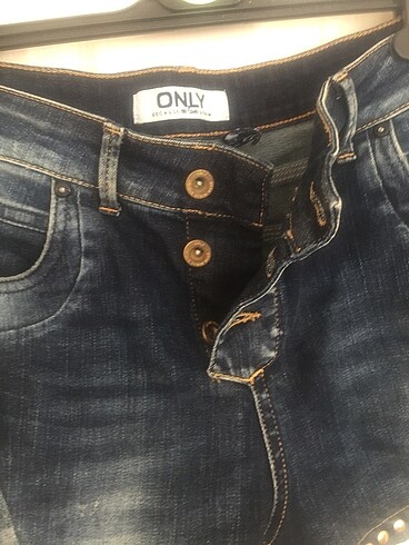 30 Beden Şort jean 30 beden