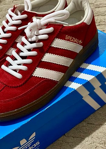 Adidas Kırmızı Süet Spor Ayakkabı - Görsel 2