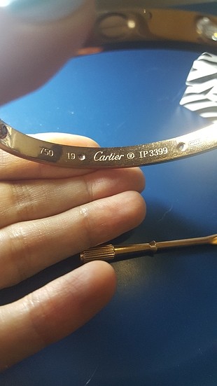 Cartier bileklik