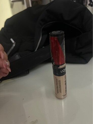 L'Oréal Paris Kapatıcı