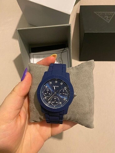 Guess saat