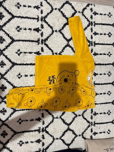 1,5 Yaş Beden Pijama takimi 3 Adet