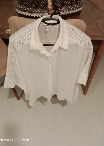 Koton Beyaz Mini Düğmeli Kısa Kollu Kadın şifon gömlek