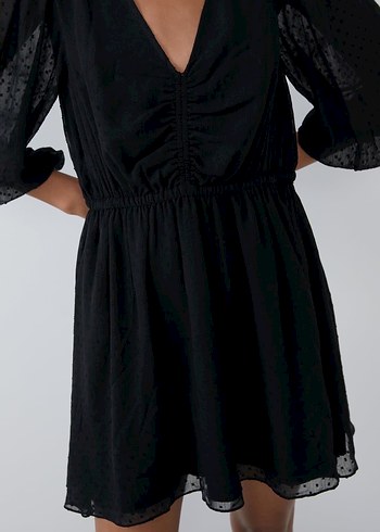 V Yaka Siyah Mini Puantiyeli Elbise - Görsel 2