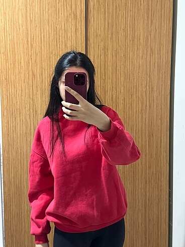 Kırmızı sweat