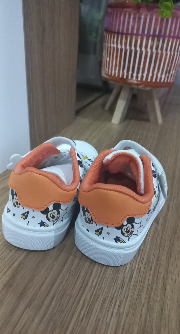 Erkek Çocuk Renkli Baskılı Beyaz Spor Ayakkabı - Görsel 2