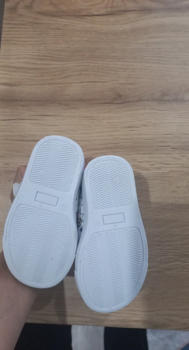 Erkek Çocuk Renkli Baskılı Beyaz Spor Ayakkabı - Görsel 3