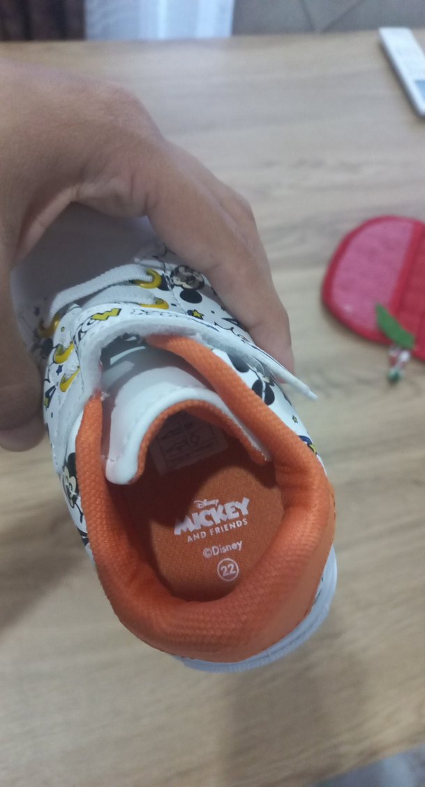 Erkek Çocuk Renkli Baskılı Beyaz Spor Ayakkabı - Görsel 4