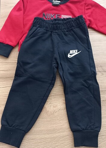 Nike Takım 