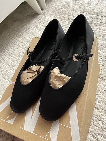 Zara babet 38 numara