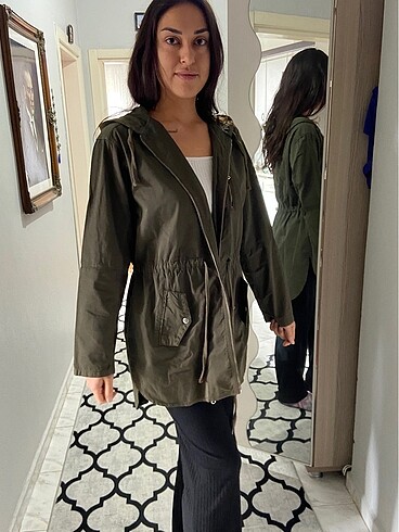 Asker yeşili kapüşonlu yağmurluk - Görsel 3