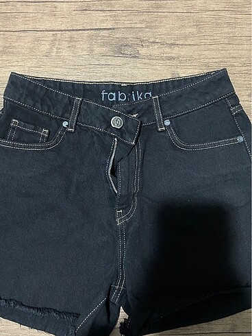 Fabrika marka siyah kot şort - Görsel 2