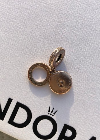 Pandora Rose Sallantılı Disk Charm - Görsel 3