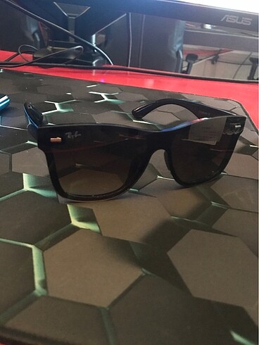 Ray-Ban Güneş Gözlüğü