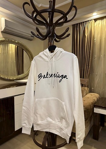 Beyaz Kapüşonlu Baskılı Kadın Sweatshirt