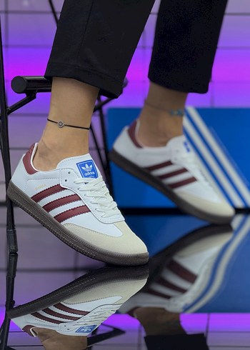 Beyaz Bordo Stiletto Topuklu Spor Ayakkabı