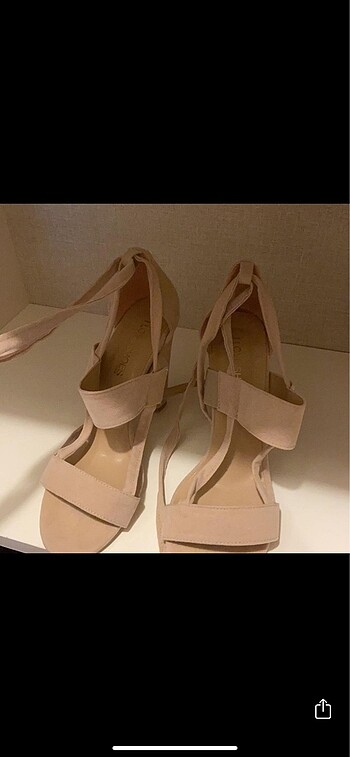 40 Beden ten rengi Renk I love shoes marka topuklu ayakkabı