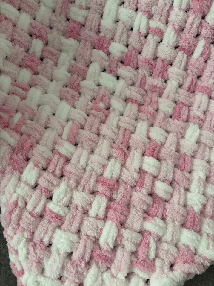 Pembe çok renkli alize puffy bebek battaniyesi - Görsel 3