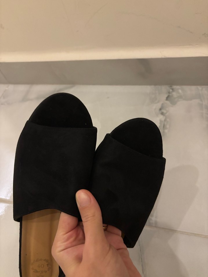 Siyah Kadın Topuklu Terlik - Görsel 5