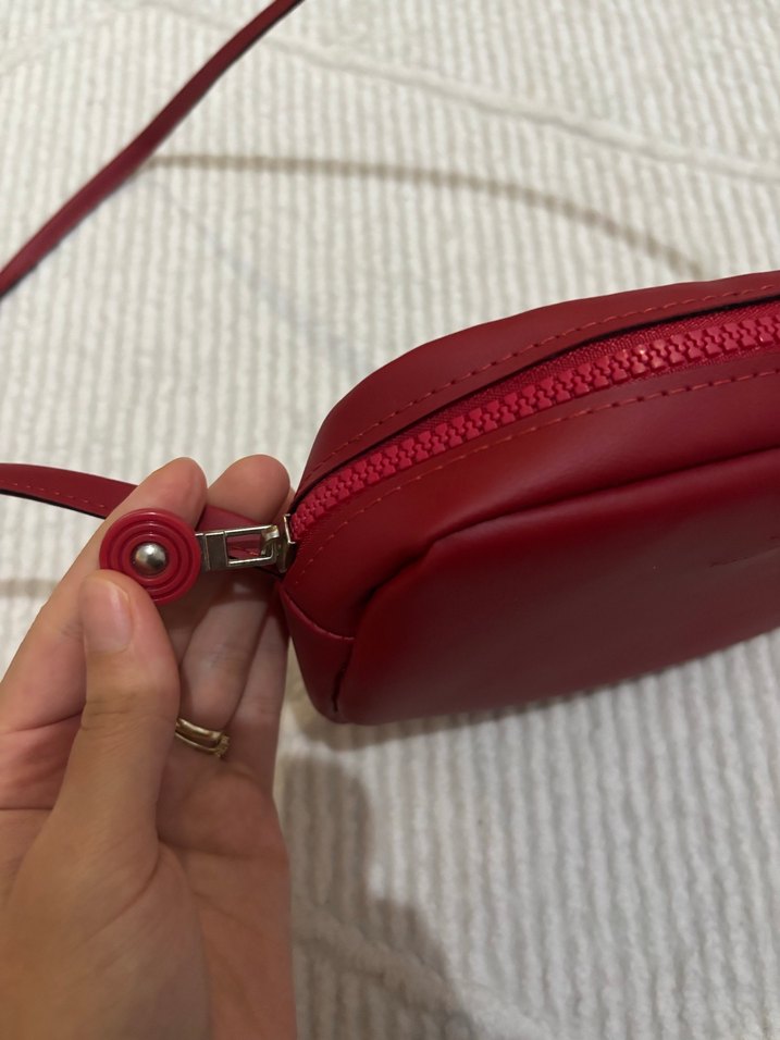 Kırmızı deri çanta - Görsel 3