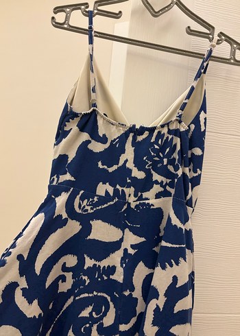 Mini v yaka cep detaylı elbise - Görsel 3