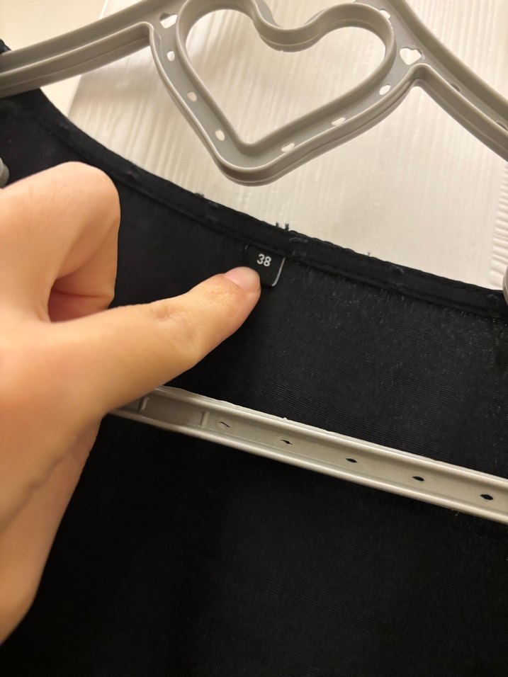 Siyah V Yakalı elbise - Görsel 5