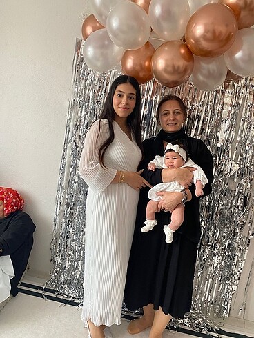 36 Beden Beyaz elbise