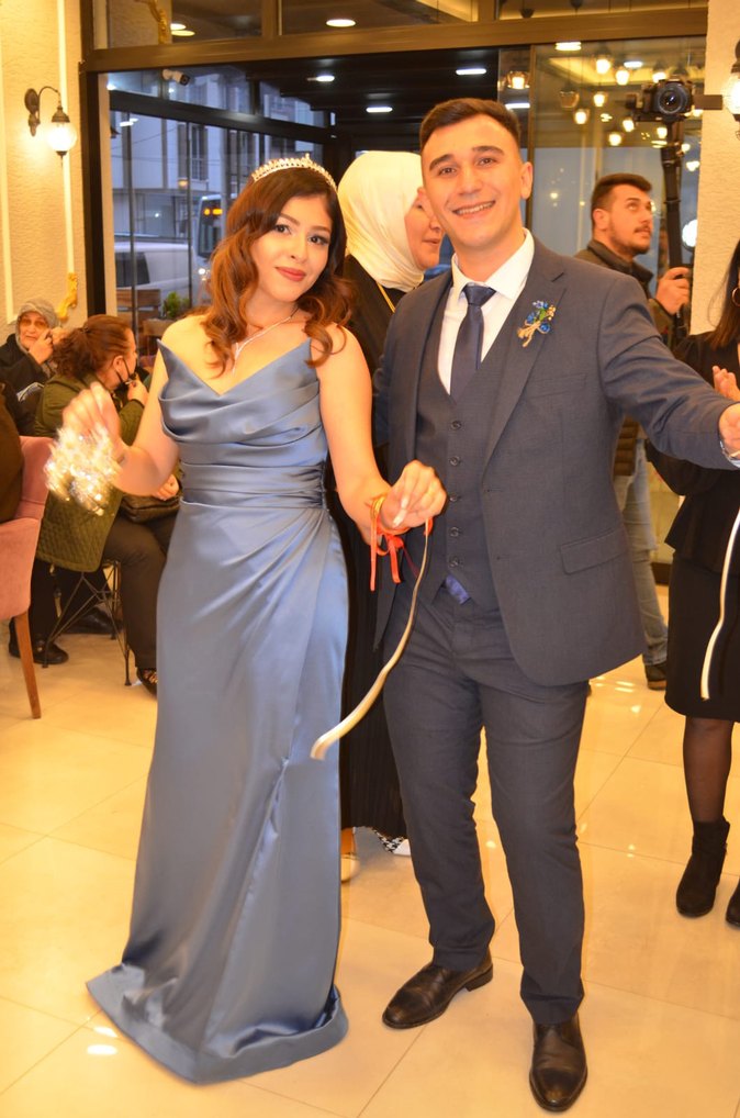 İndigo mavi straplez saten abiye - Görsel 4