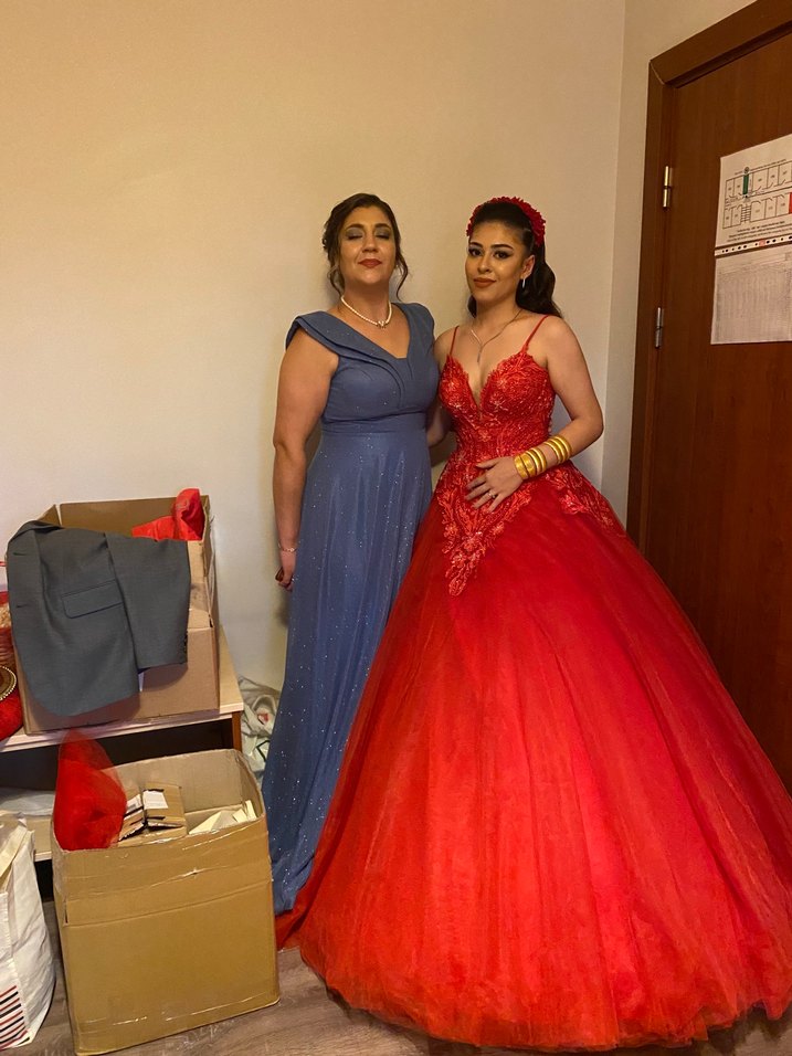 Boncuk işleme kına elbisesi - Görsel 5