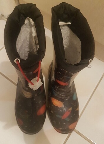 LC Waikiki Çocuk çizme