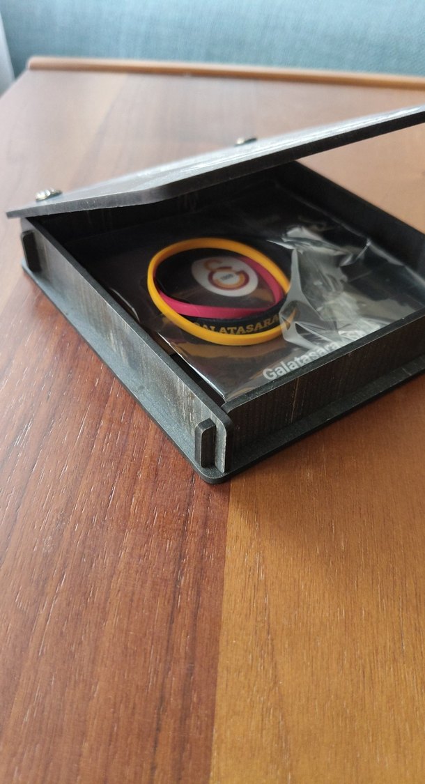 Sarı Kırmızı Siyah Elastik Spor Bileklikler - Görsel 2