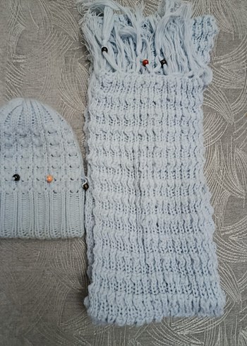 Gri Triko Bere ve Atkı Seti - Görsel 2