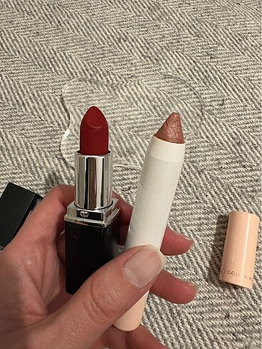 Beden Lykd ve golden Rose ruj