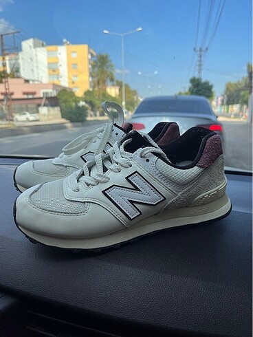 New balance spor ayakkabi