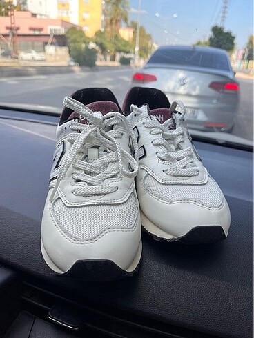 38 Beden New balance spor ayakkabi