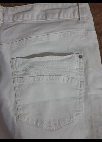 Beyaz yazlık pantolon